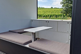 Julians Promotion Lounge
